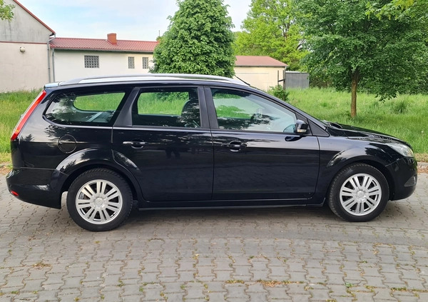 Ford Focus cena 15200 przebieg: 198000, rok produkcji 2010 z Wolsztyn małe 172